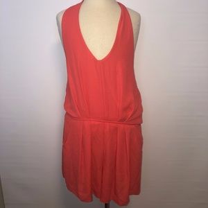 *BNWT* Body Central Coral Halter Romper w/ Pockets! ((size Medium)) NEW